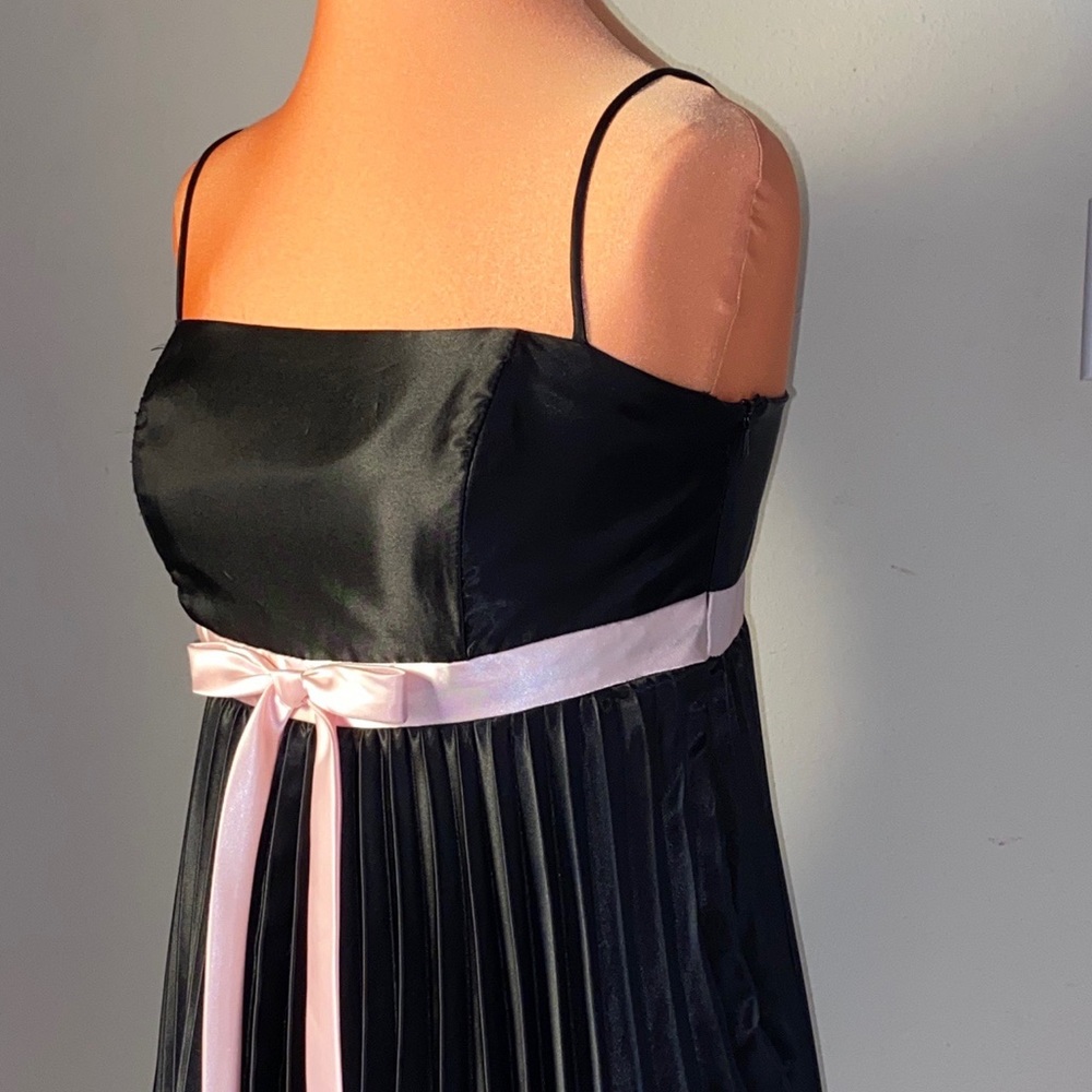 Vintage 70’s Little Black Dress